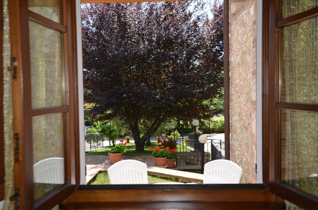 אפרטהוטל אמליה Casale Santa Caterina חדר תמונה